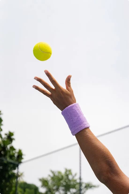 Tennis ball toss