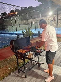 Nağme Tennis courtside BBQ